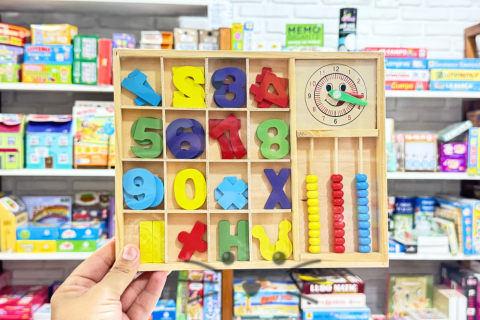 Box didáctico - Números + Abaco + Reloj