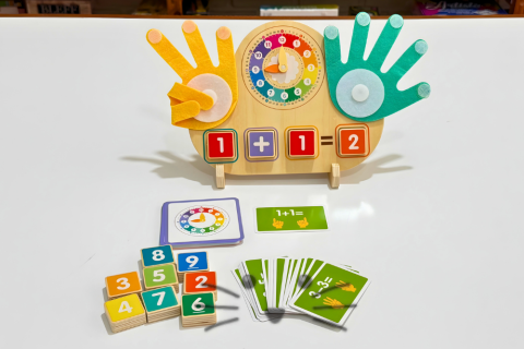 Juego Didáctico de Sumas, Restas, la Hora y Rutinas