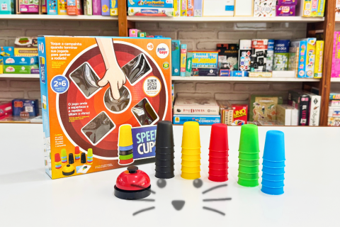 Speed Cups – Juego de Velocidad y Atención