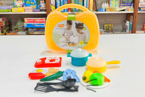 Set de Cocinita y Comiditas en Valija